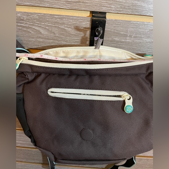 Sherpani cross-body bag - Picture 9 of 11